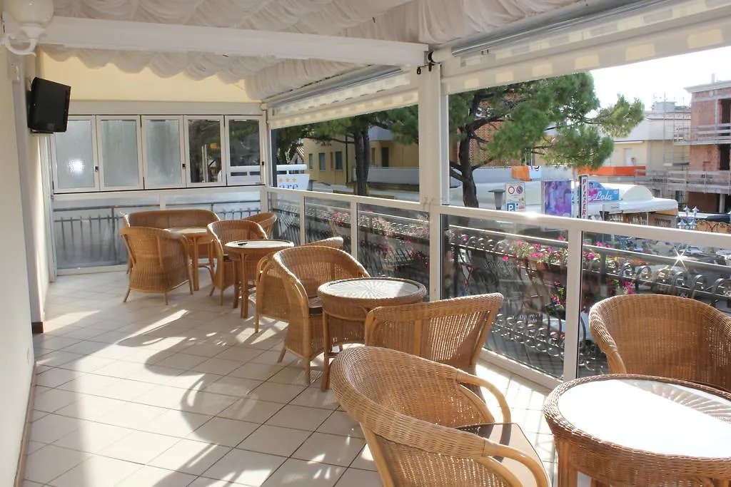 Hotel Jesulum Lido di Jesolo 3*,