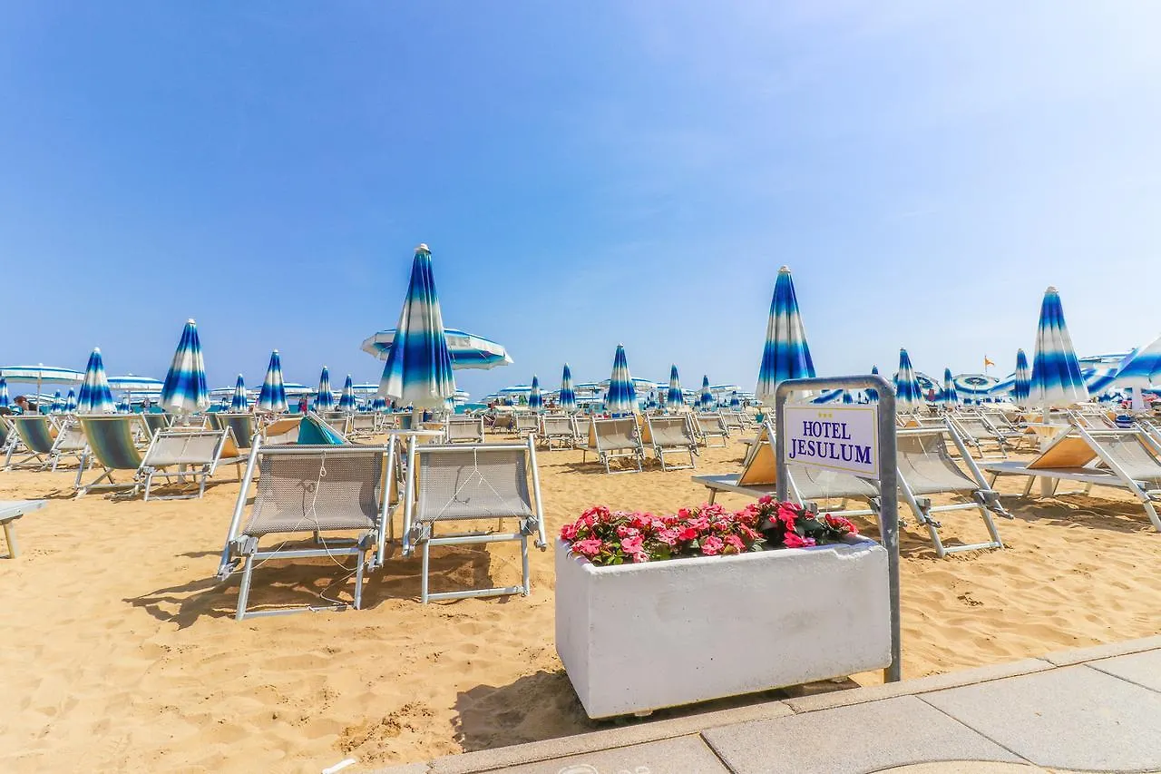 Hotel Jesulum Lido di Jesolo 3*,